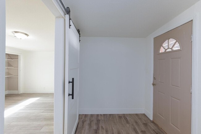 Photo - Stylish 4-Bedroom Single-Story Home with M...