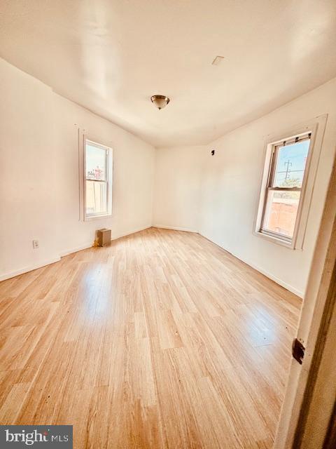 Photo - 240 W Glenwood Ave