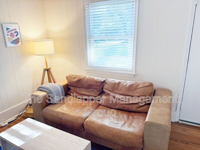 Photo - 4509 Old Park Rd
