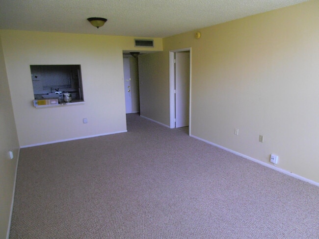 Photo - 9451 Evergreen Pl Unit 306
