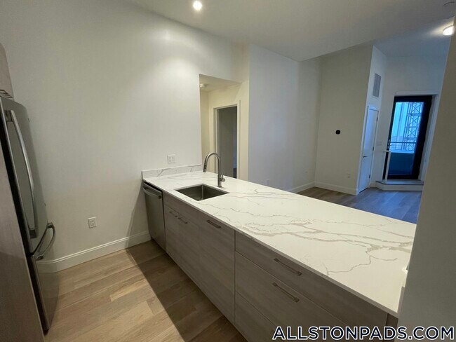 Photo - 1079 Commonwealth Ave Unit 321