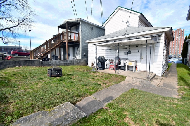 Photo - 1837 6th Ave