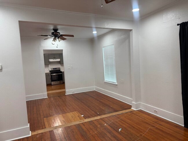 Photo - 508 B Ave