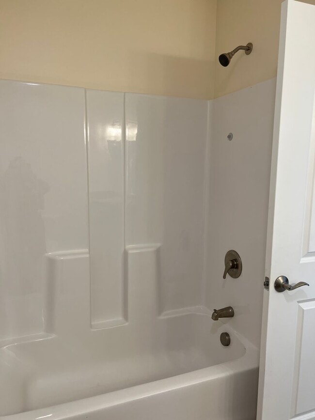 Residences at MacGregor Cut Apartments Londonderry, NH