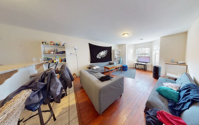 Photo - Newly Renovated Temple Apartments Unit 2