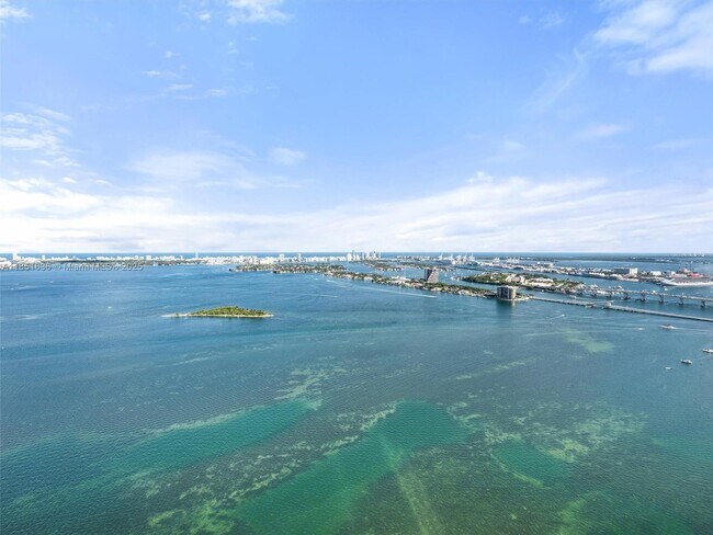 Photo - 700 NE 24th St Unit 5105