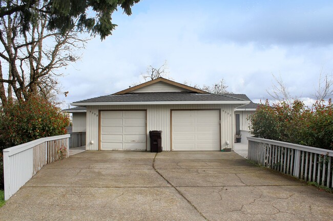 West Linn 2 Bedroom Duplex With Quality Up... - West Linn 2 Bedroom Duplex With Quality Up... Casa