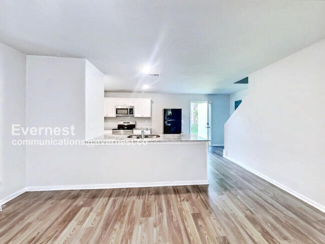 Photo - 4029 Park Ave