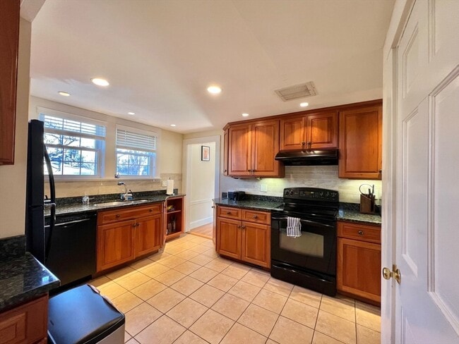 Photo - 54 Simonds Rd