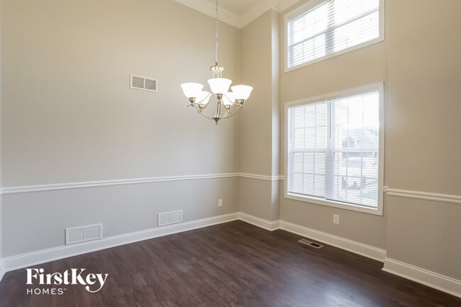 Photo - 125 Devynwood Ct