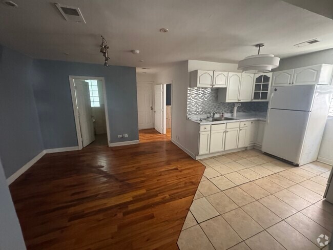 Building Photo - 3233 W Pierce Ave Unit 1 Rental