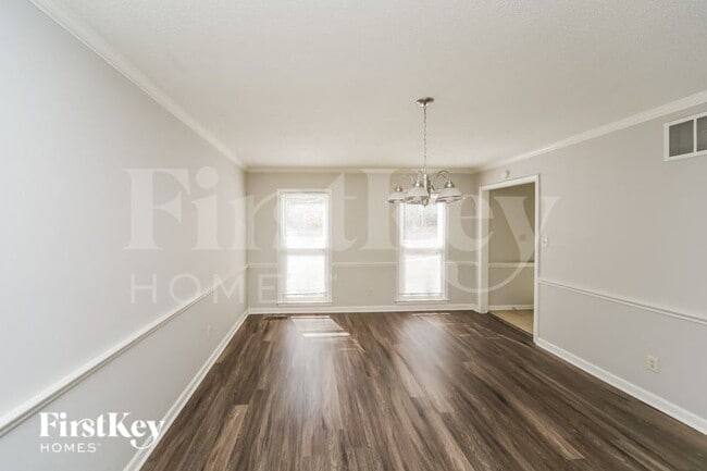 Photo - 2220 Nutbush Pl