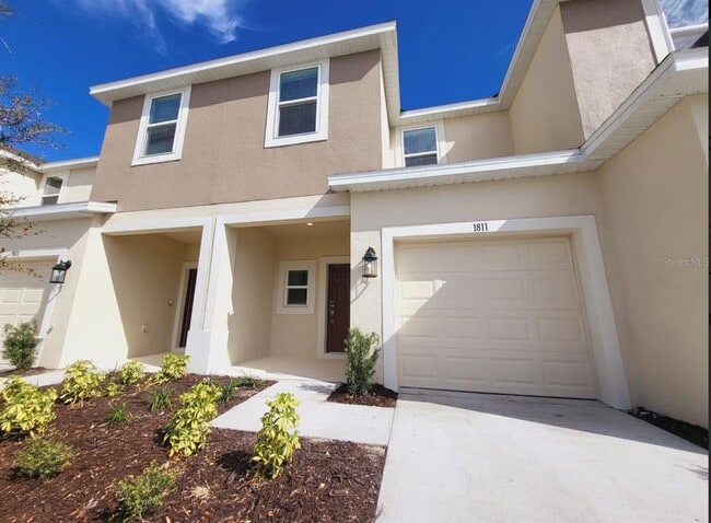 Photo - 1811 Roosevelt Pl