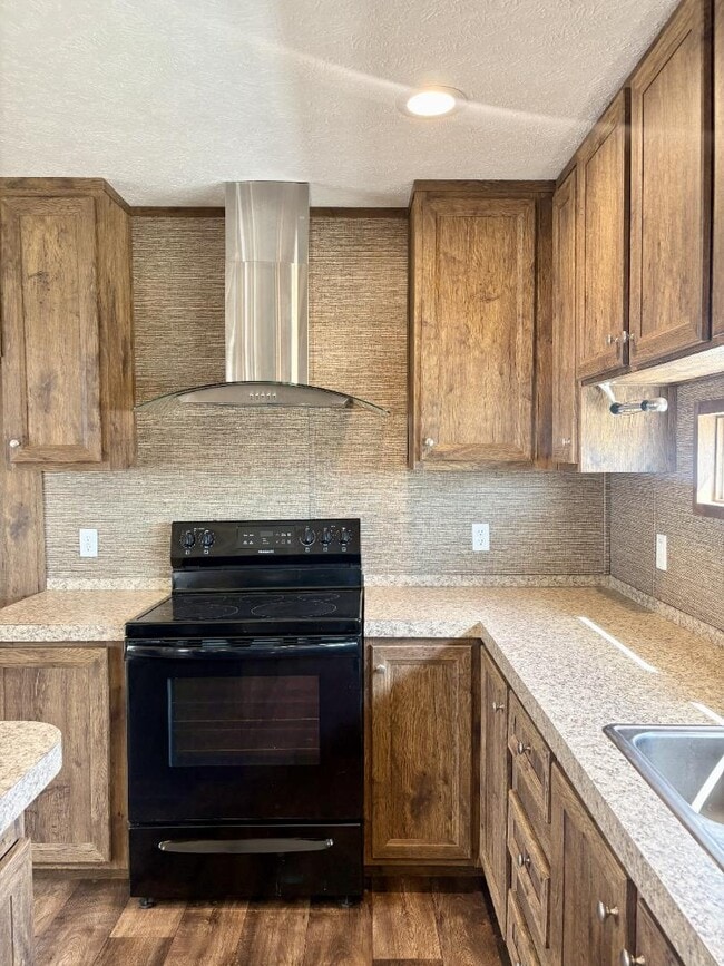 150 Private Road 1610