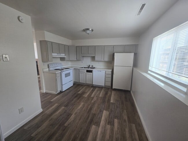 Photo - 4457 E Pikes Peak Ave Unit 4457