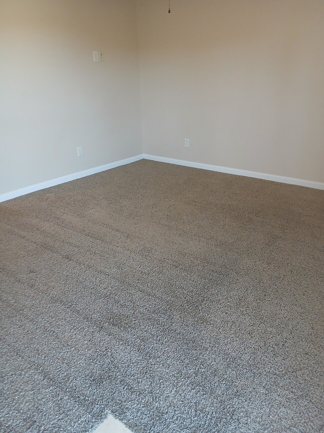Photo - 1009 Briarwood Rd