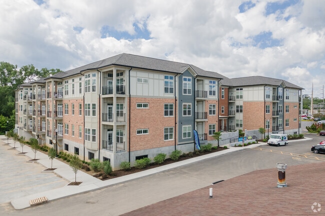 Building Photo - SOMO Rental
