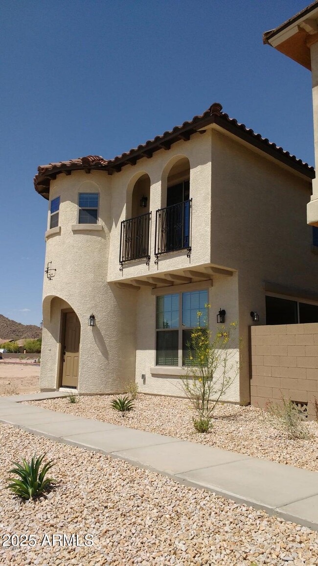 Photo - 2944 N 72nd St
