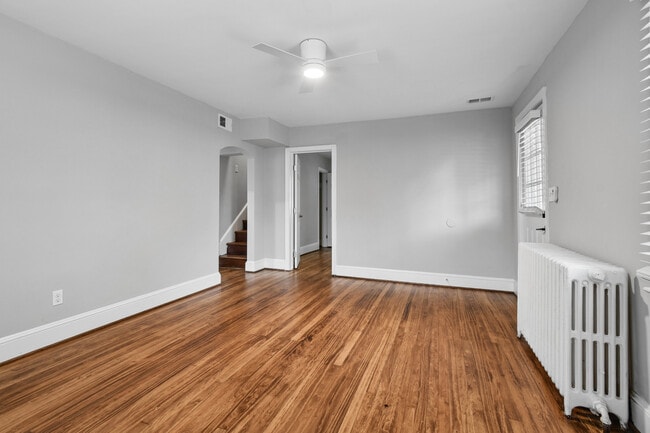 Photo - 2153 N Taylor St