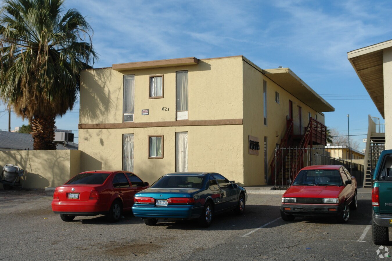 621 N 11th St - N 11th