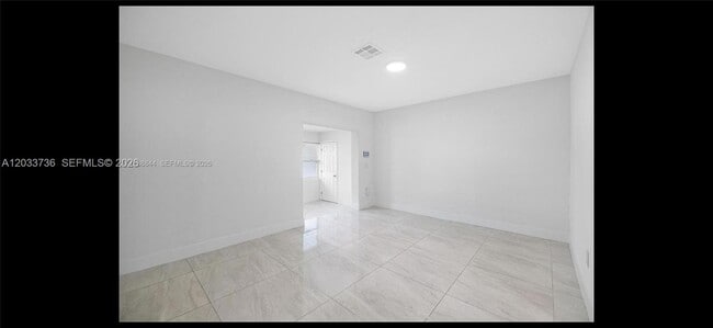 Photo - 529 NW 42nd St