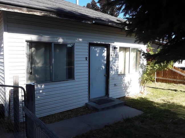 Building Photo - 450 Stevens Ave Unit Furnished Pet Friendly