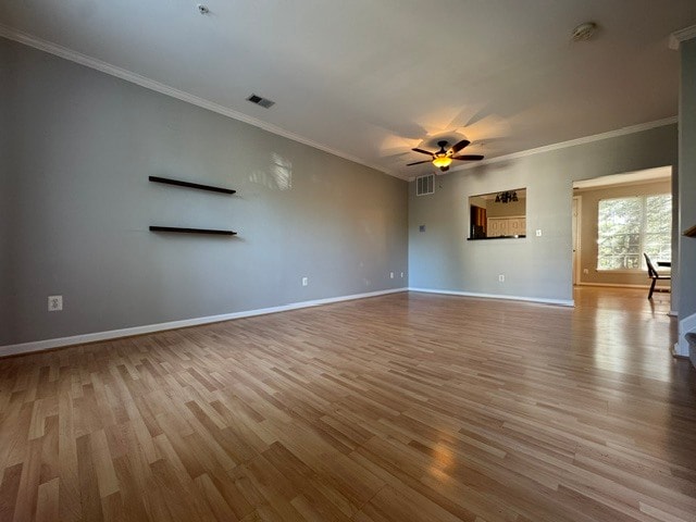 Living room - 61 Harbour Heights Dr
