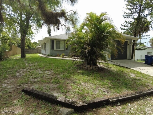 Building Photo - 27052 S Riverside Dr Rental