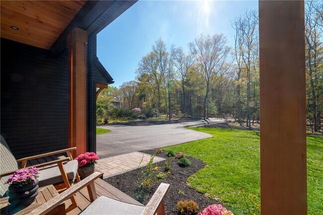 Photo - 450 Carrs Pond Rd