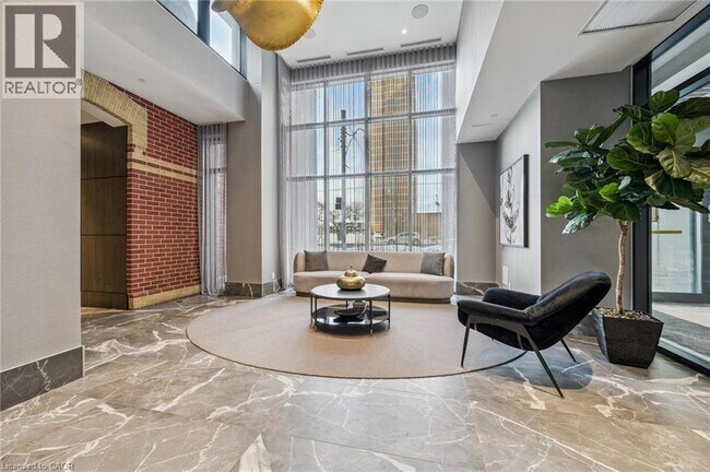 Photo - 286 Main St Unité 802