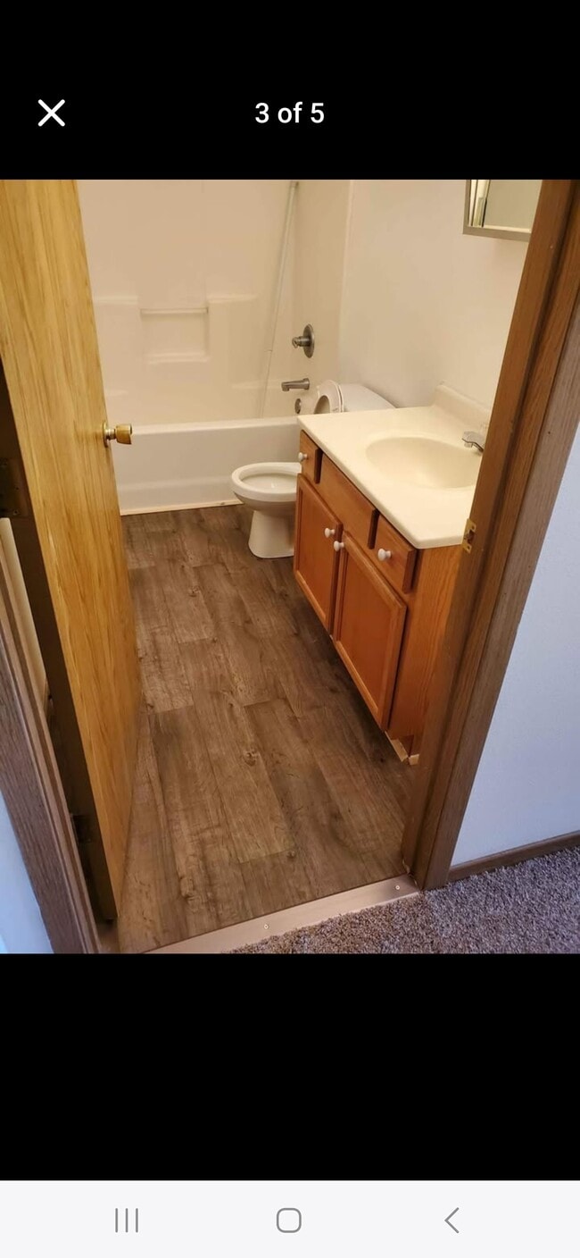 Photo - 1422 Irish Dr Unit 4