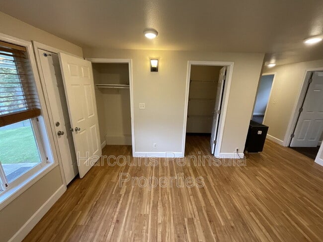 Photo - 1742 Anderson St