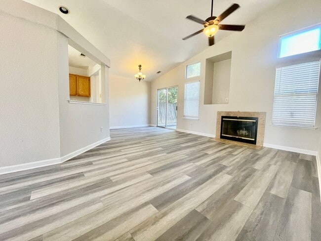 Photo - Beautifully Remodeled Single Story 3bed / 2bath in Antioch