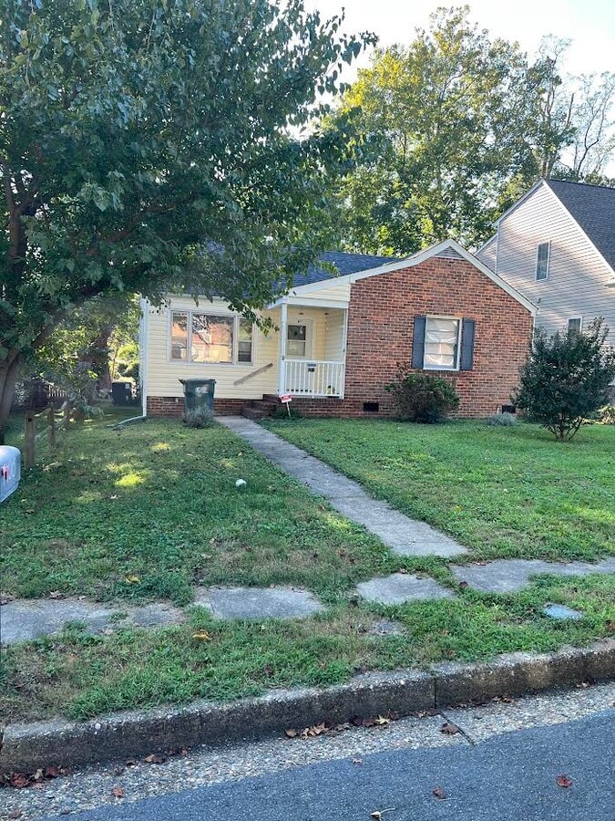 Photo - 7406 Wentworth Ave