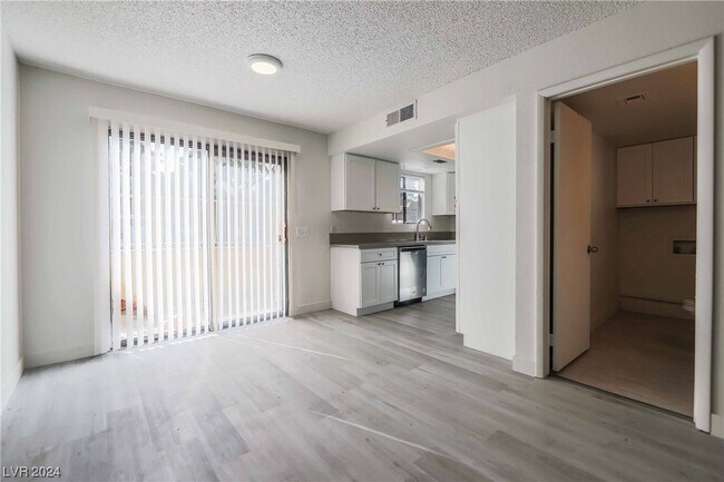 Photo - 200 Bel Port Dr Unidad 201