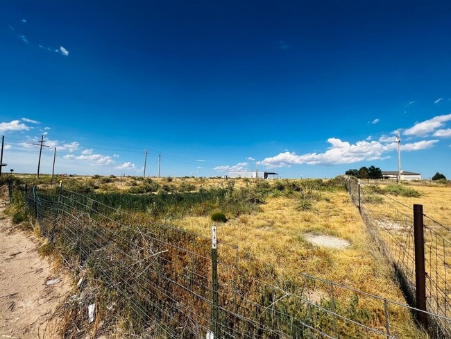 Photo - 503 S Roosevelt Rd V