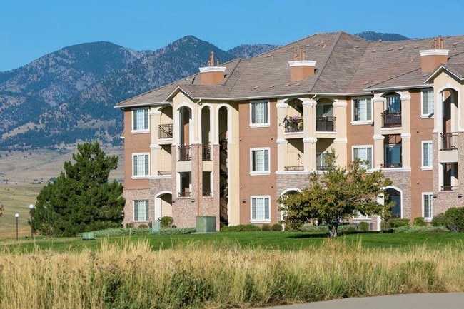 Stonegate Apartments