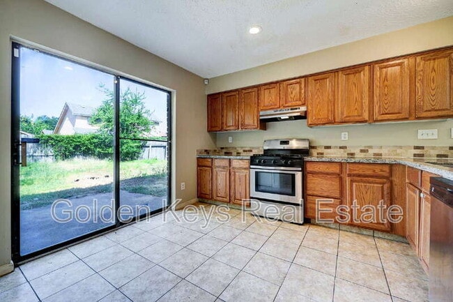 Photo - 10731 Staghill Dr