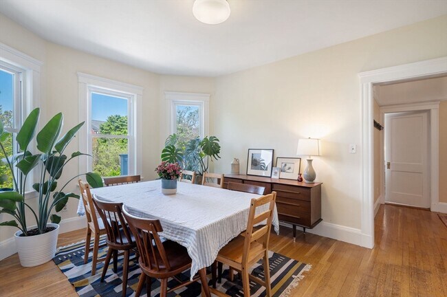 Photo - 4 Linden Ct Unit 3