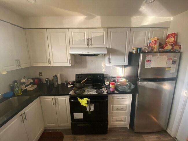 Photo - 116 Dorcot Ave Unit 1