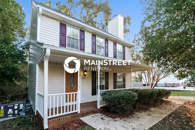 3 Bedroom Pet-Friendly Home in Holly Springs, NC with Main Street Renewal
