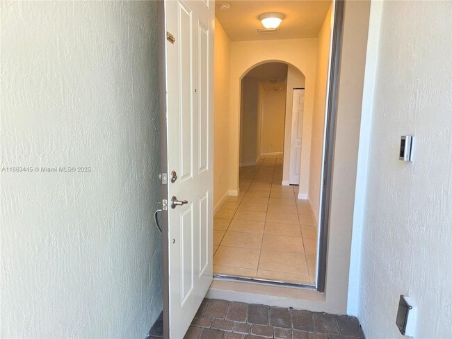 Photo - 2274 NE 3rd Ct