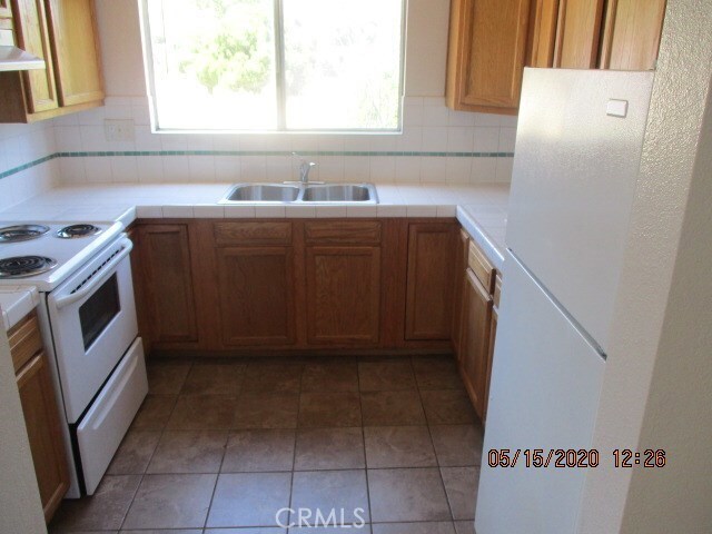 Photo - 33119 Jamieson St