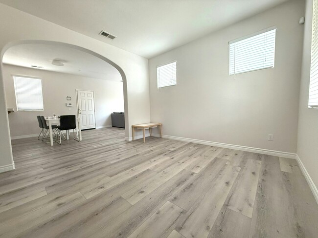 Photo - 956 Mira Lago Way Rental