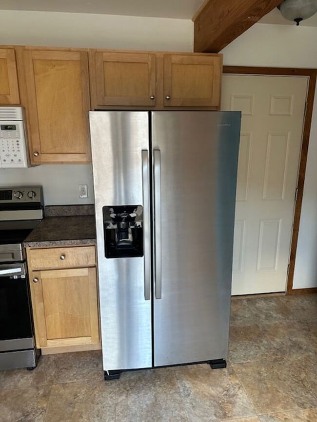 Photo - 3 bedroom Upscale home Mid town