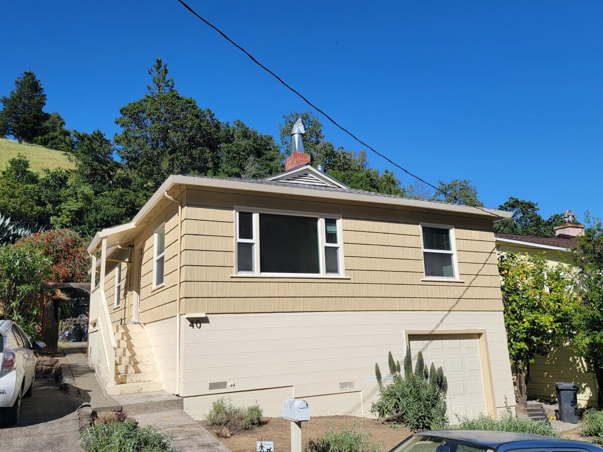 Beautiful San Anselmo home - 40 Rosemont Ave House