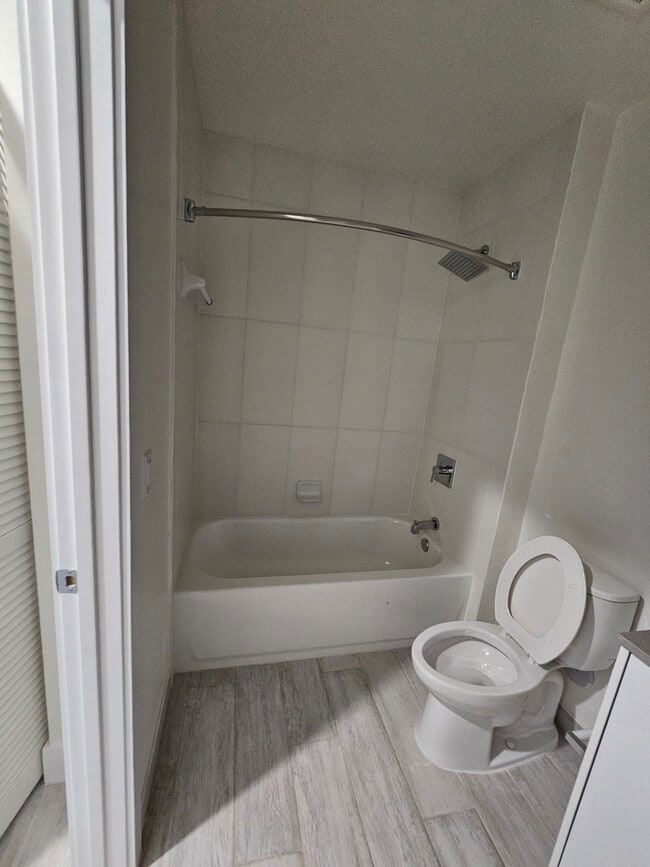 Harbour Springs Apartments Naranja, FL