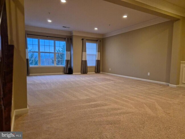 Photo - 15234 Torbay Way