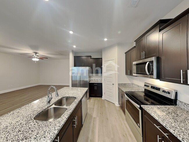 Photo - 5033 Mountain Springs Rd