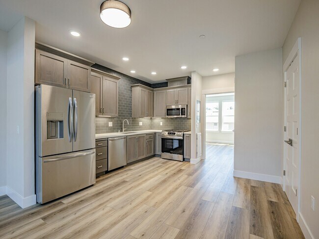 Photo - 136 Aptos Vlg Wy Unit 3